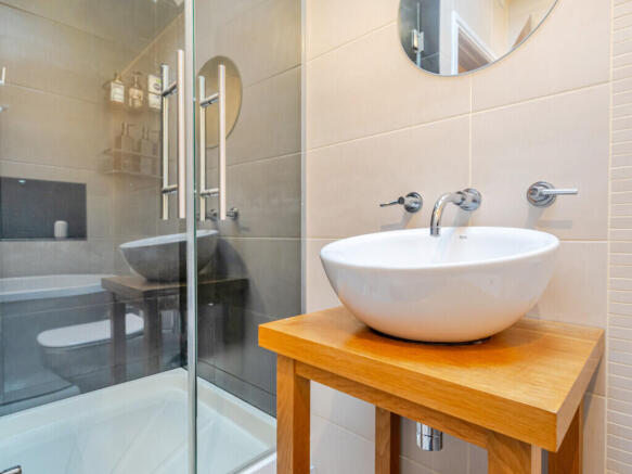3 bed Detached for sale Image 6