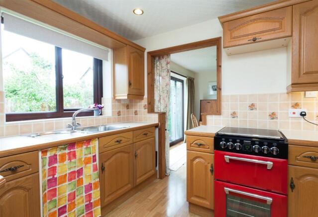 Kitchen 3.jpg
