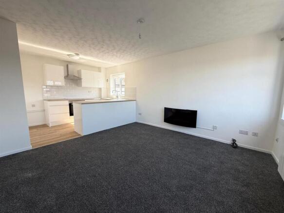 WhatsApp Image 2026-04-08 at 15.06.44 (3).jpeg