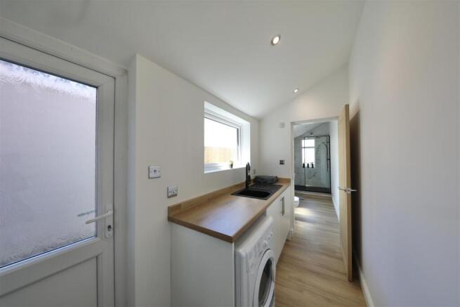 2 bed Terraced for sale Image 9