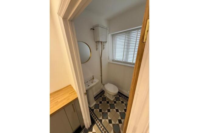 3 bed Terraced for sale Image 8