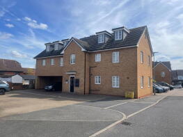 2, Lyn House, High Street, South Ockendon RM15 4AF