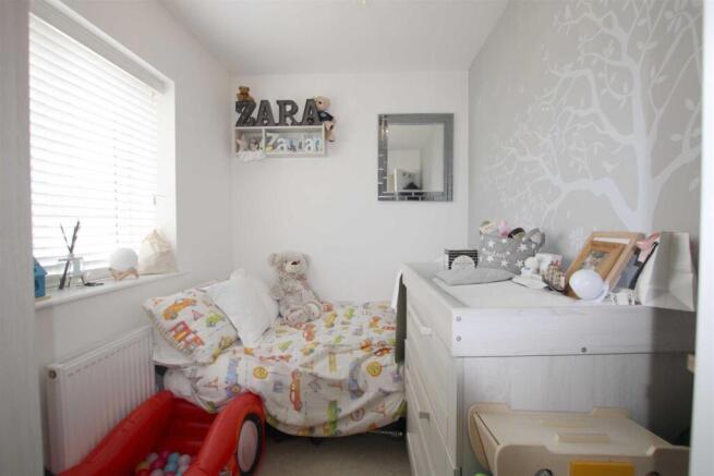 3 bed Semi-Detached for sale Image 12