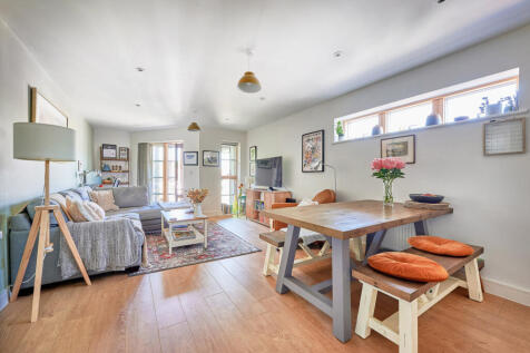 Montague Close, Hatfield Road, St. Albans, Hertfordshire, AL1