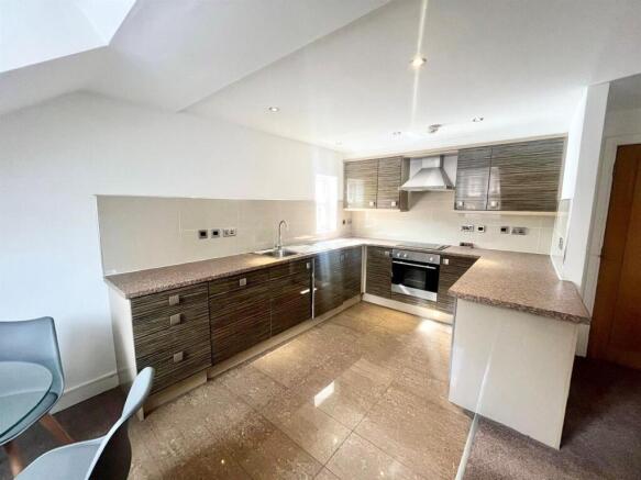 Kitchen1.jpg