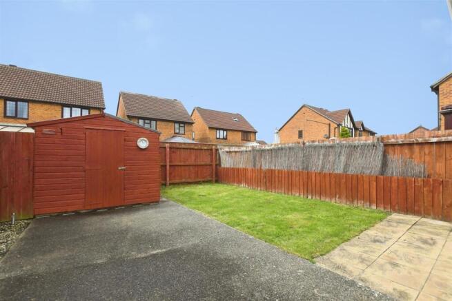 2 bed Semi-Detached for sale Image 12