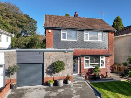 Rhyd-Y-Defaid Drive, Sketty, Swansea