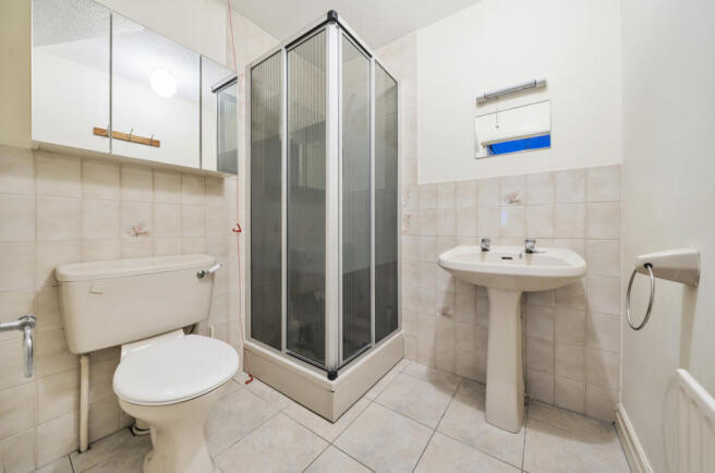 Gf Shower Room