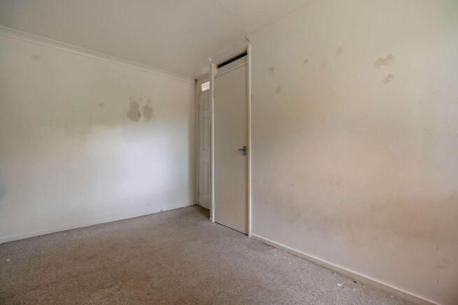 3 bed Terraced for sale Image 12