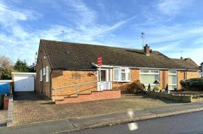 15, Redruth Avenue, Wigston LE18 2JF