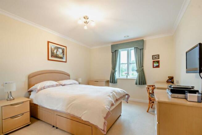 Double Bedroom