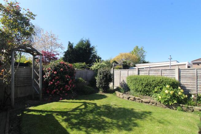 2 bed Detached for sale Image 11
