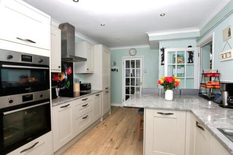 Lewes Gardens, Peterborough