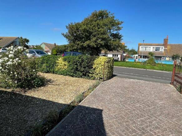 Driveway.jpg