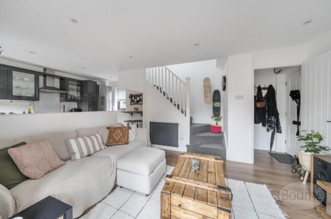 5a828a43-0154-405...