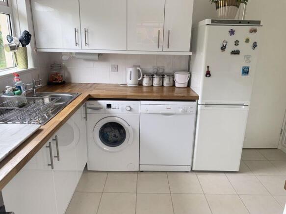 Kitchen (2)