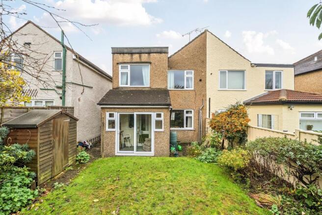 Sunny Rise, Chaldon, CR3 photo 4