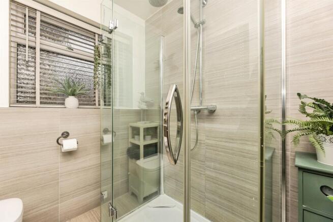 2 bed Detached Bungalow for sale Image 12