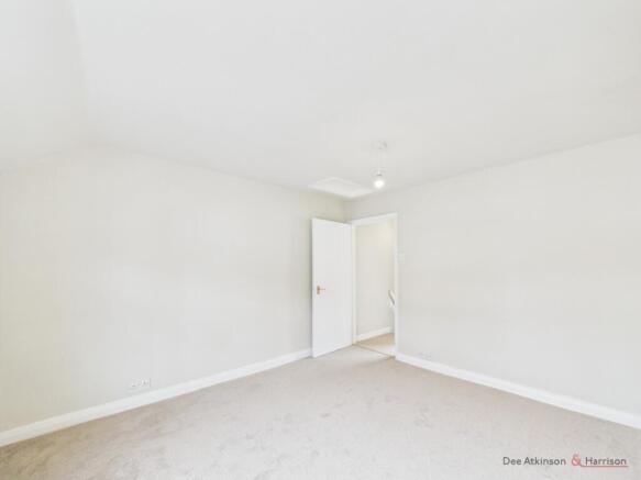 2 bed Terraced for sale Image 11