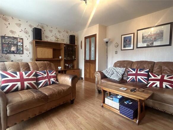 3 bed Semi-Detached for sale Image 5