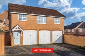 18, Steel Close, Bromsgrove B60 3GQ