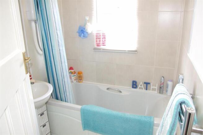 Bathroom/ w.c