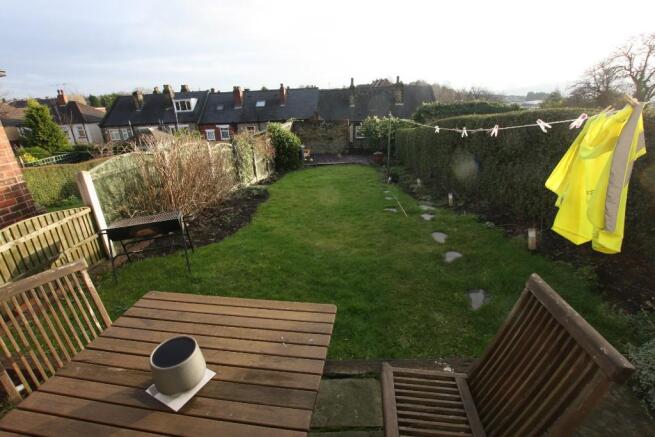 3 bed Semi-Detached to rent Image 10