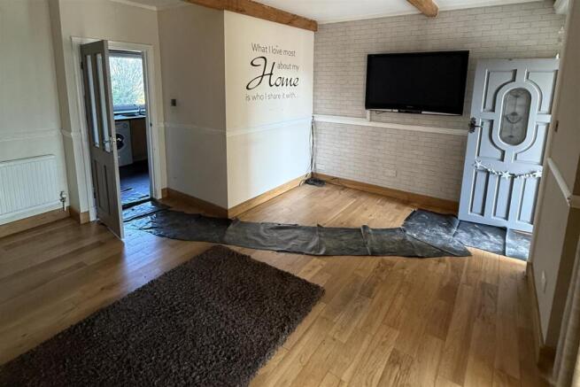 3 bed Terraced for sale Image 5