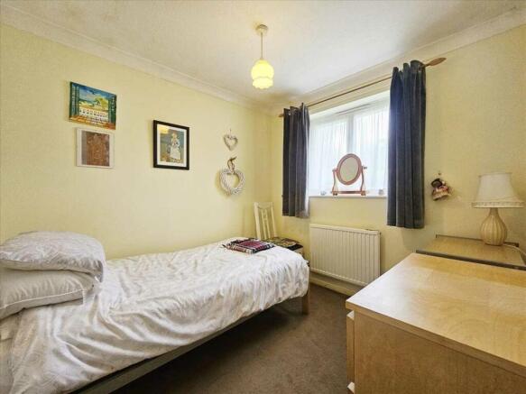 Bedroom 2: