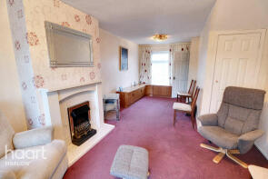 24, Hollyfield, Harlow CM19 4LZ