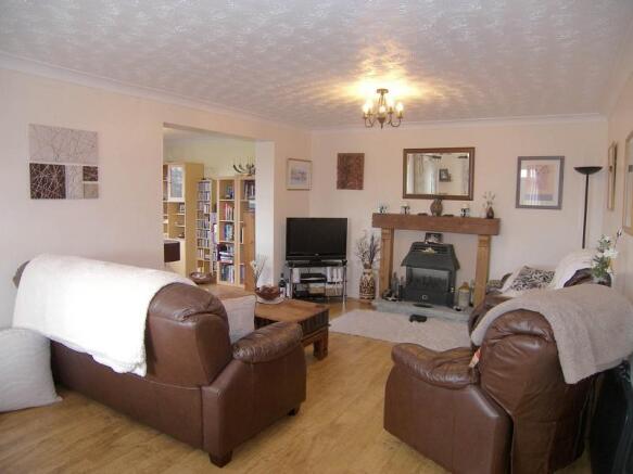 Living/Dining Room