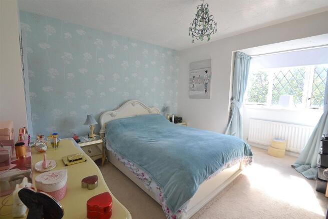 1NURSERYBED1.JPG