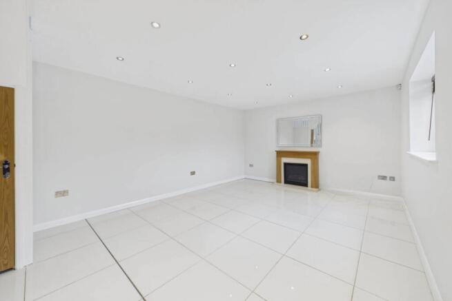 3 bed Detached for sale Image 7