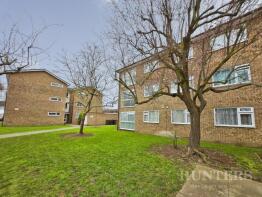 Flat 8, 1 Findon Court, Chiswick Close, Croydon CR0 4SX