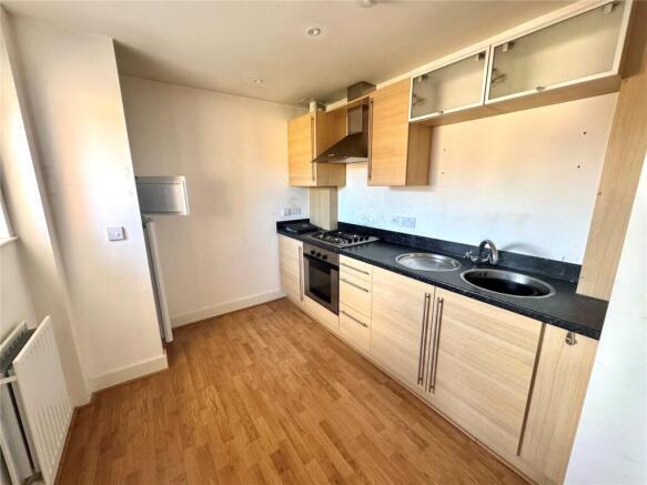 1 bed Flat for sale Image 4