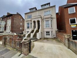 Flat 1a, 2, Cottage Grove, Southsea PO5 1EN