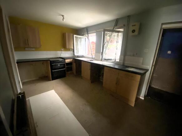Warwick Road, Somercotes, Alfreton, DE55 photo 3