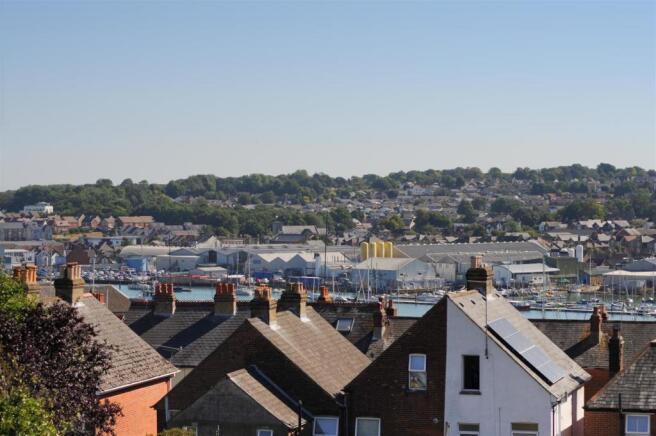 River Medina & East Cowes views.JPG