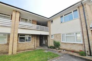 43, Highclere Court, Knaphill, Woking GU21 2QP