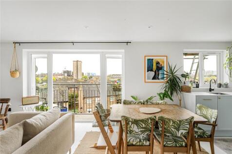 113 Albion Drive, London, E8