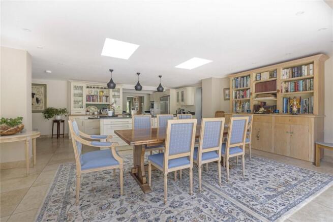 Kitchen/Breakfast