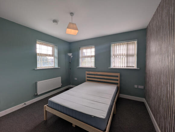 1 bed Duplex to rent Image 6