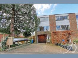 12, Guards Club Road, Maidenhead SL6 8DN
