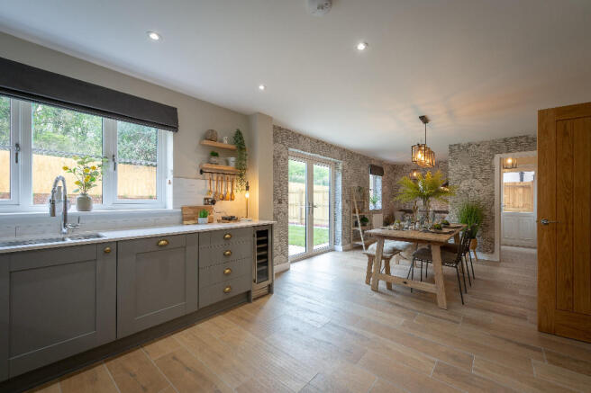 Show Kitchen/Diner