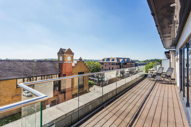 Balcony 3.jpg