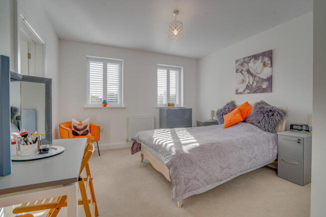 Acorn Grove, Sarisbury Green, Southampton, Hampshire photo 3