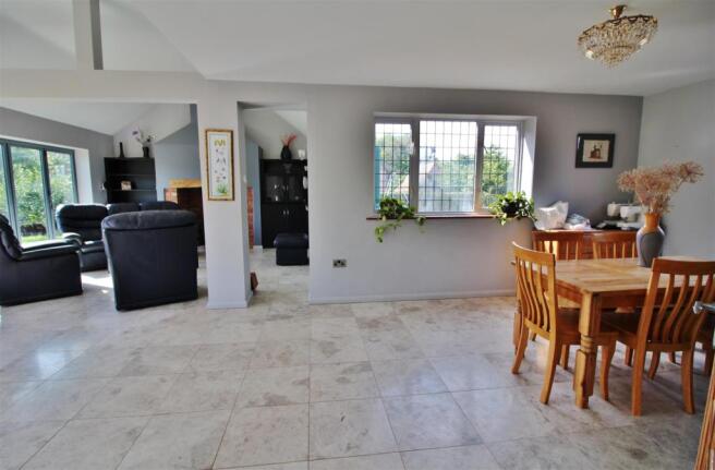 Loung Dining Room.JPG