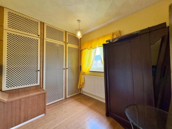 3 bed Semi-Detached to rent Image 12