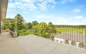 Apartment 27, Westhorpe House, Westhorpe Park, Little Marlow SL7 3FJ