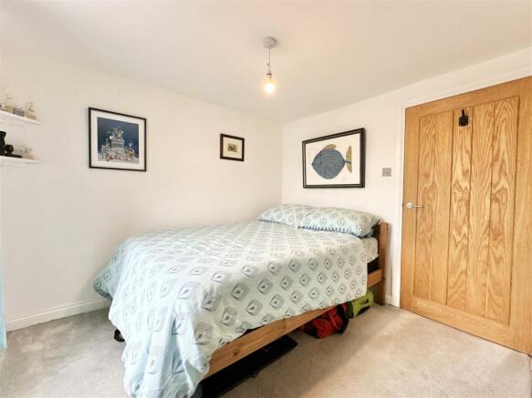 Bedroom  1.jpg